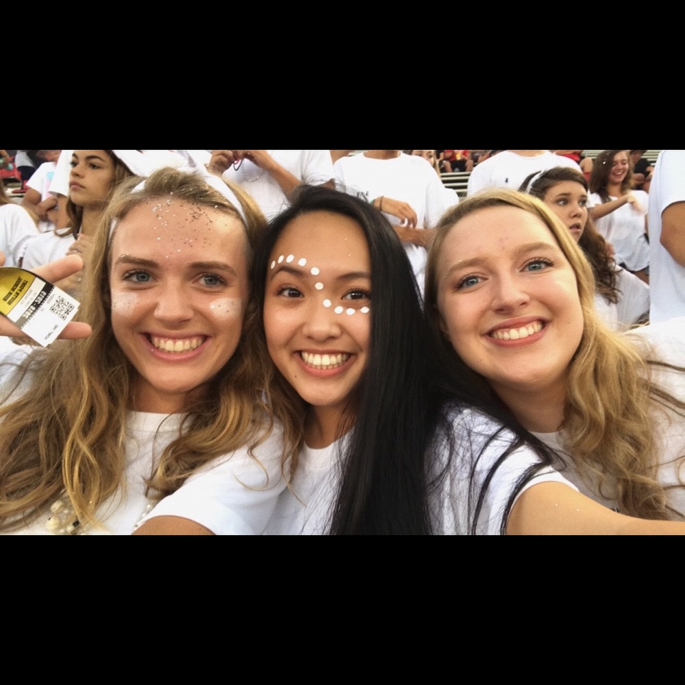 Meet your Posher, Claire